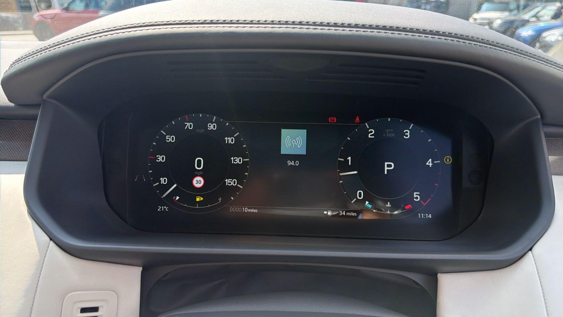 Land Rover Discovery view 36
