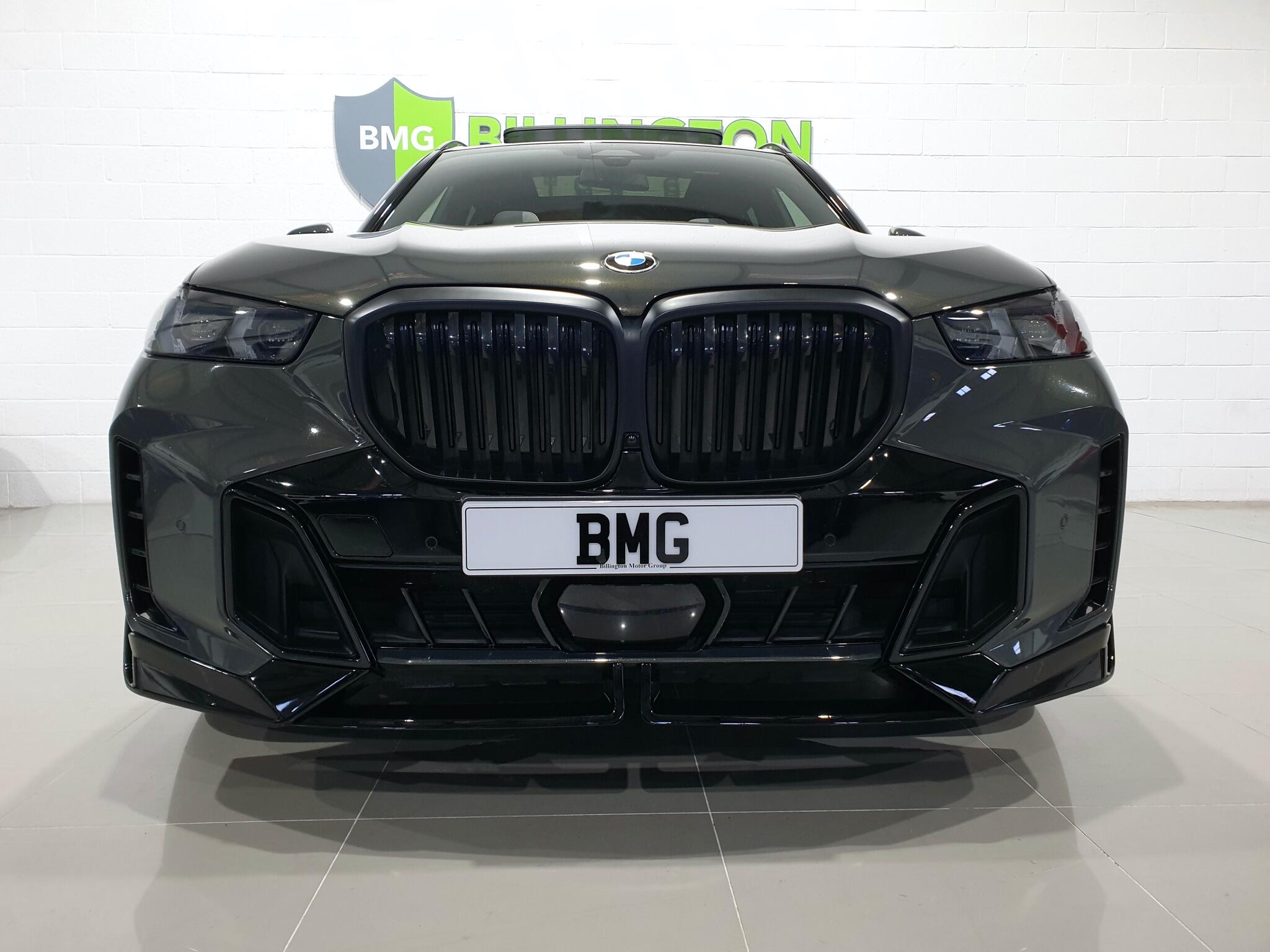 BMW X5 view 11
