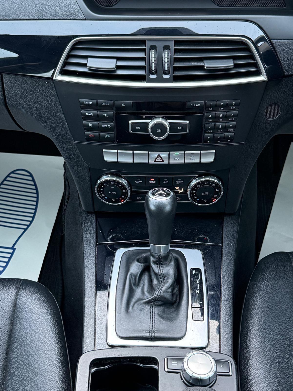 Mercedes-Benz C Class view 31