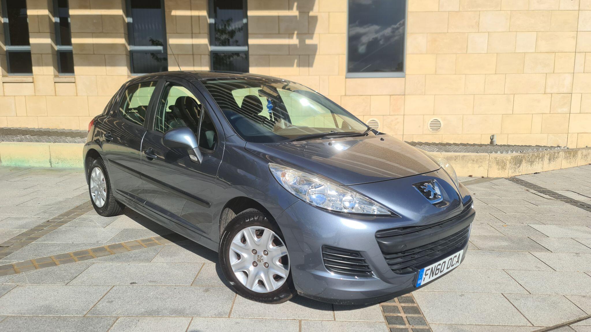 Peugeot 207 view 6