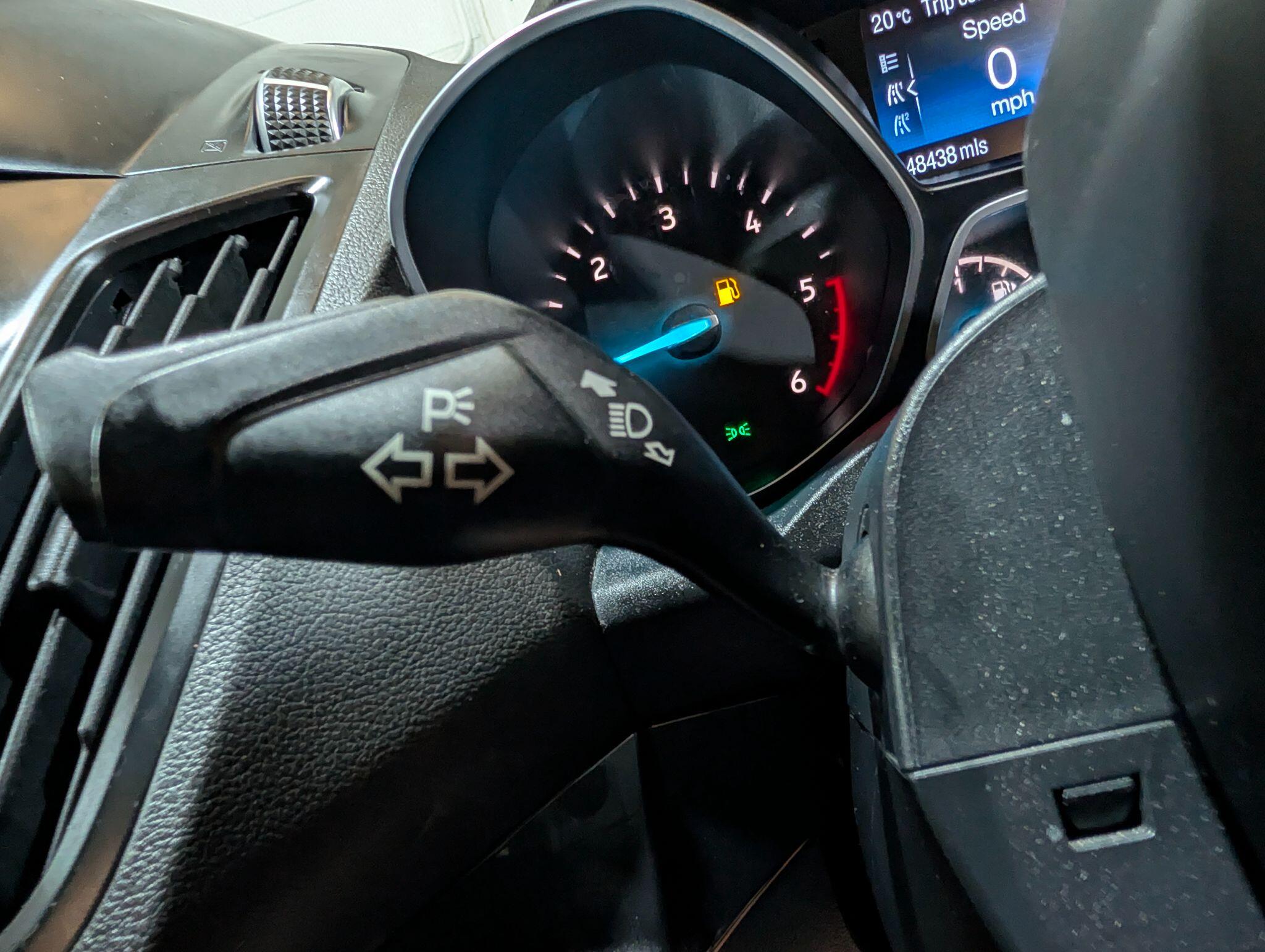 Ford Kuga view 35