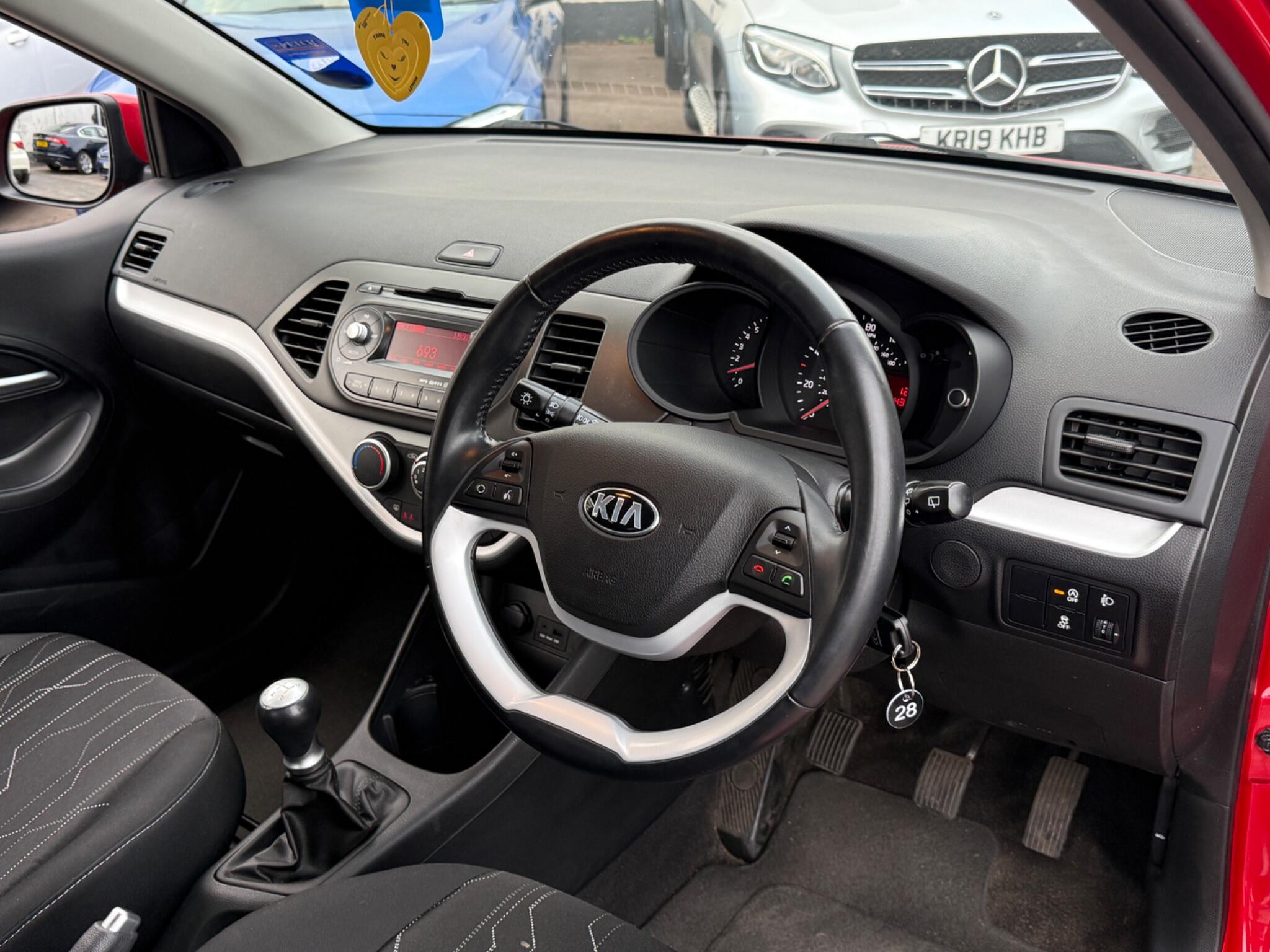 Kia Picanto - Image 24