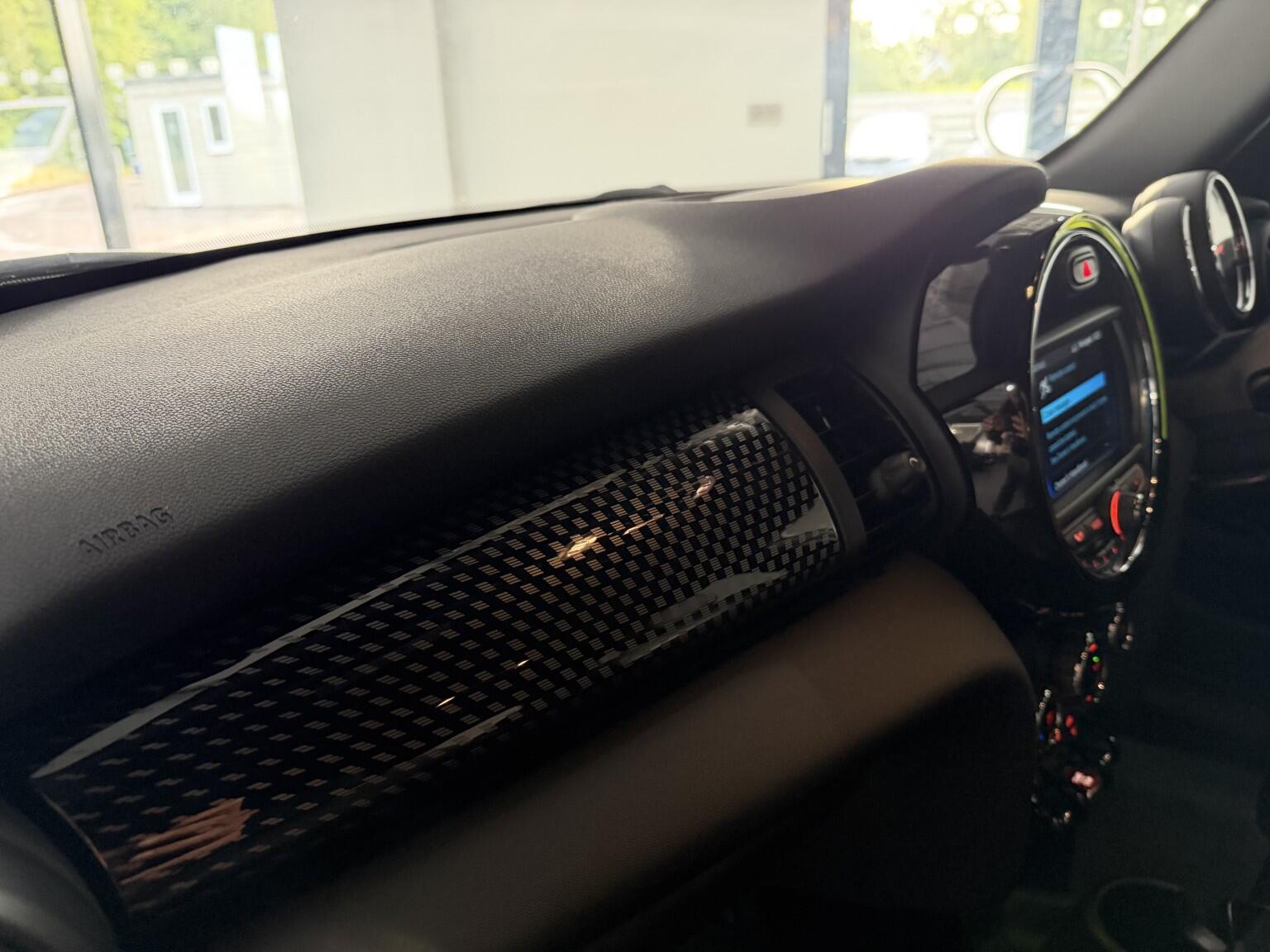 Mini Cooper view 23