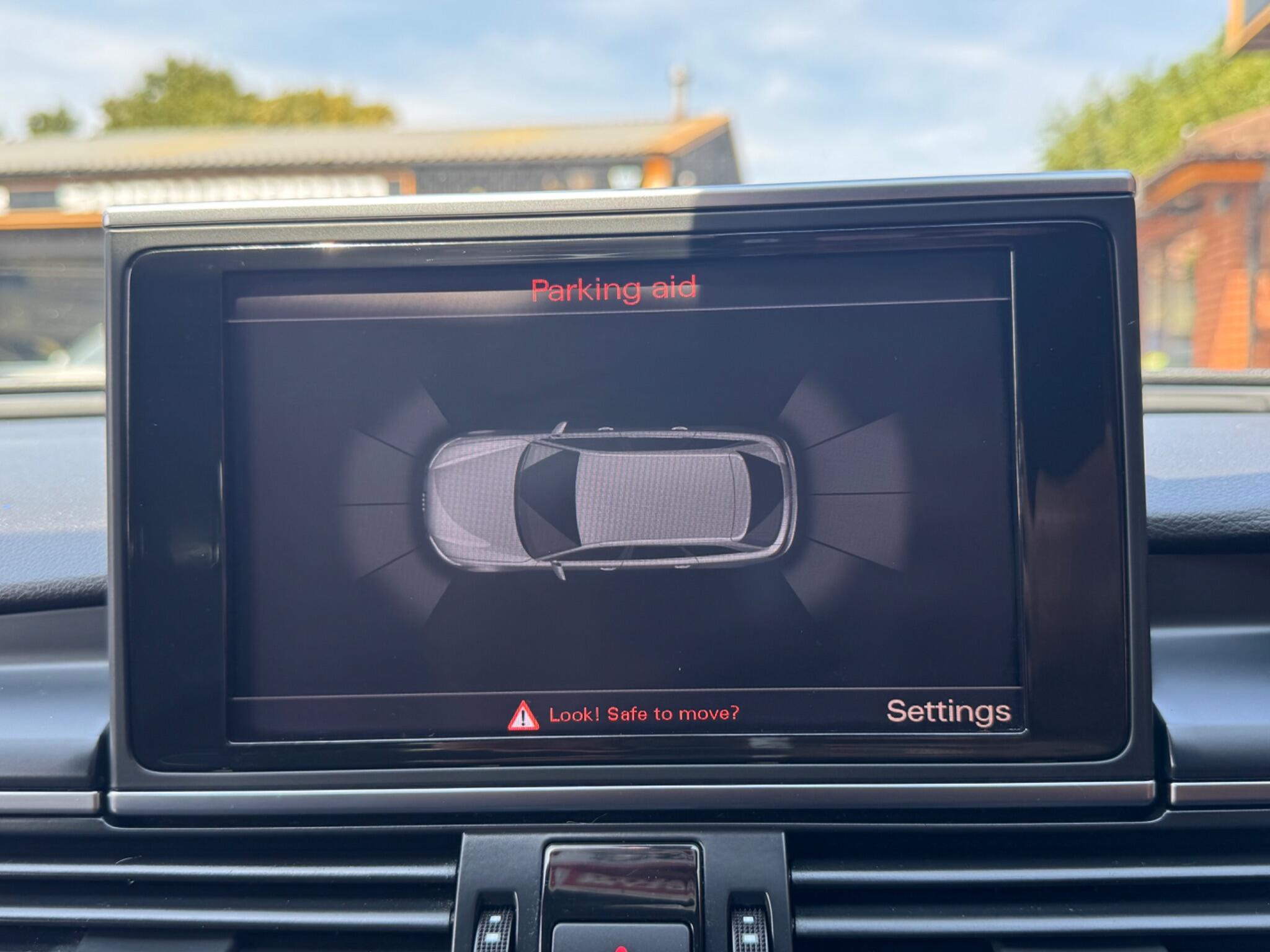 Audi A6 Avant view 28