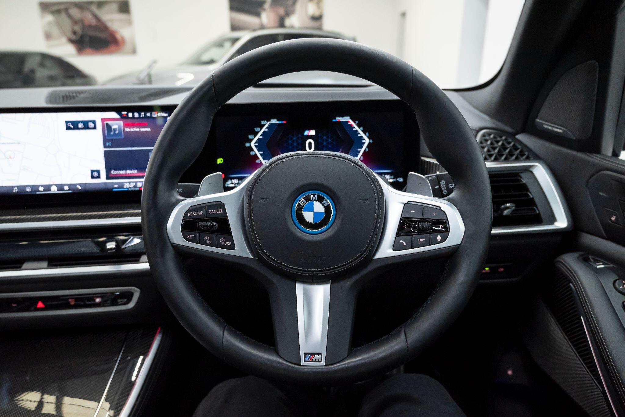 BMW X5 view 49