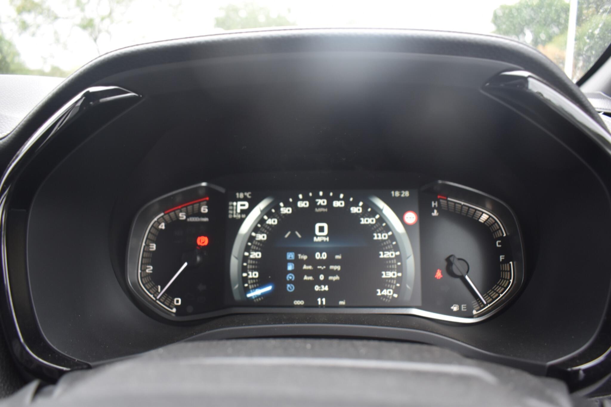 D-Max - 1.9 TD V-Cross Auto 4WD Euro 6 (s/s) 4dr - Image 28
