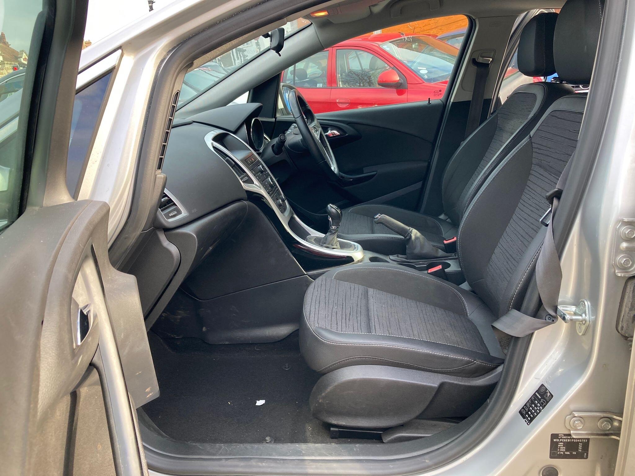 Vauxhall Astra view 7