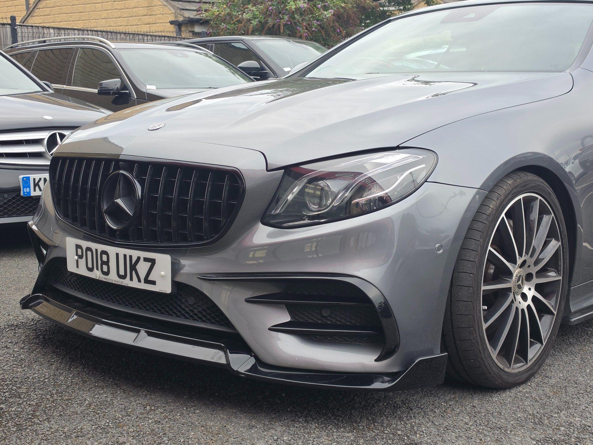Mercedes-Benz E-Class view 4