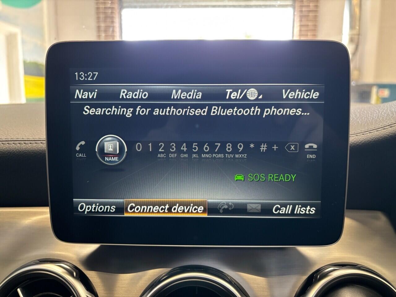 Mercedes-Benz GLA view 31