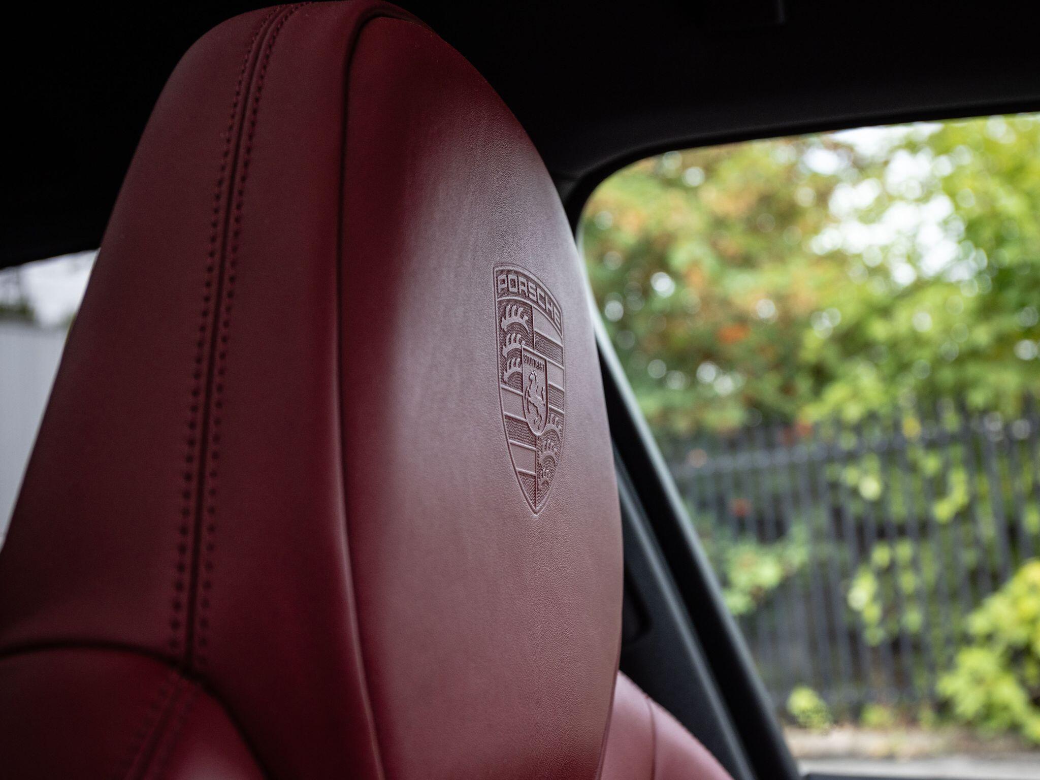 Porsche Cayenne view 13