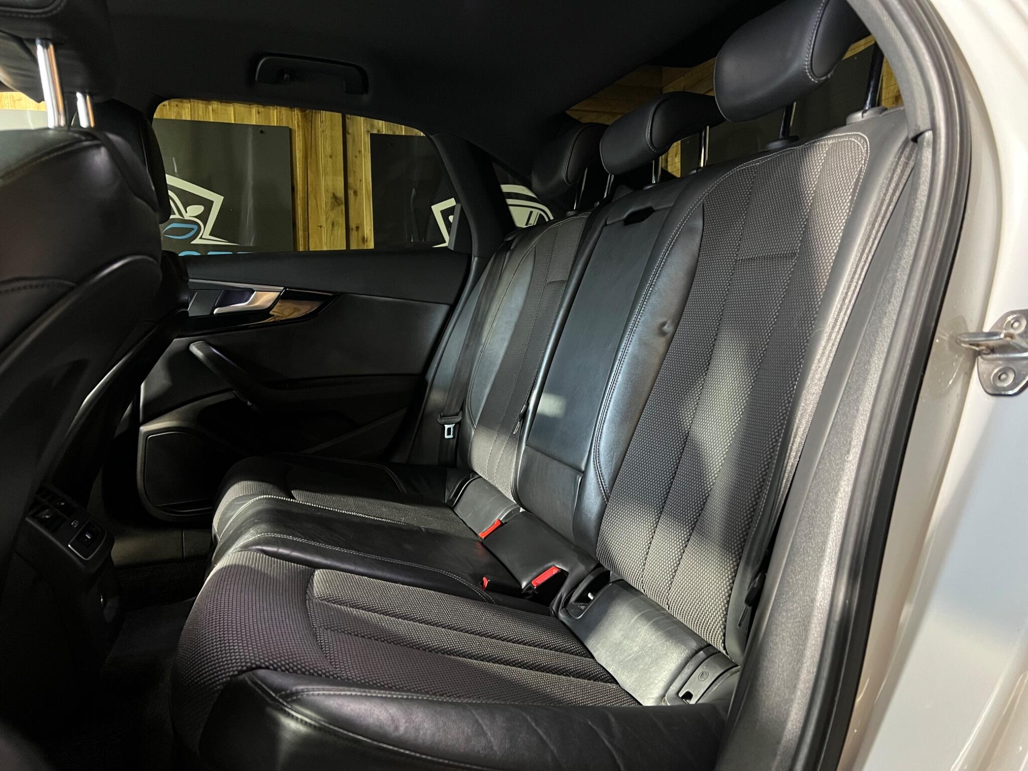 Audi A4 view 40