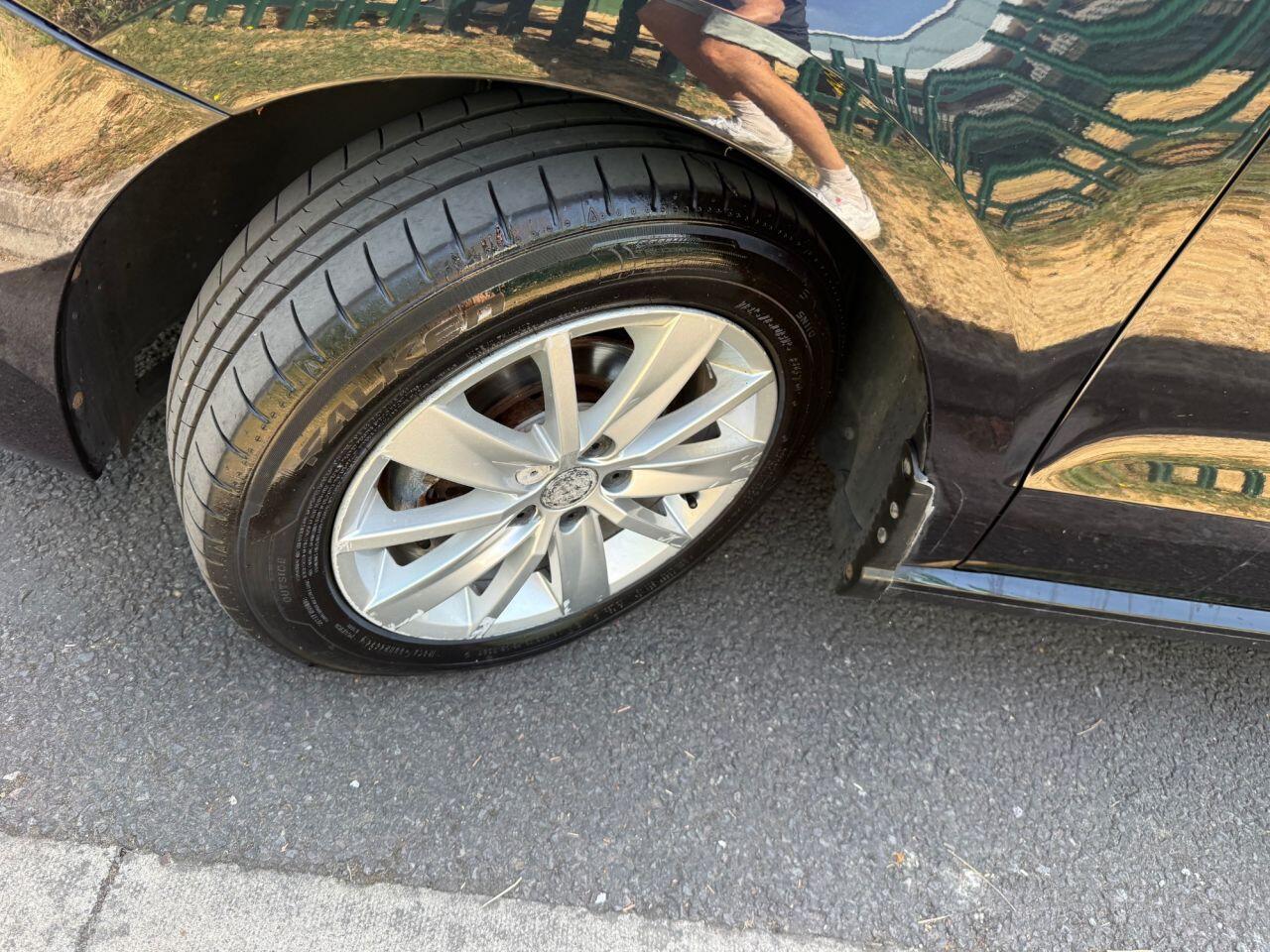Volkswagen Polo view 24