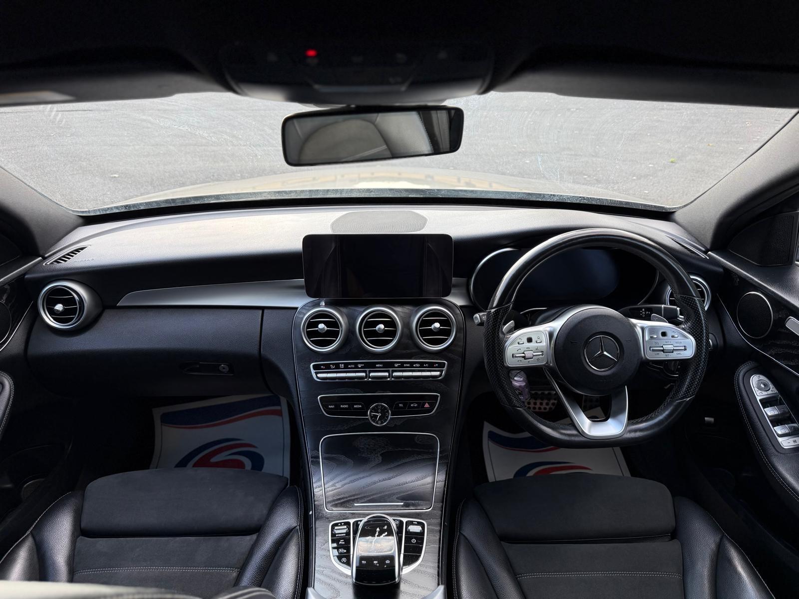 Mercedes-Benz C-Class view 21