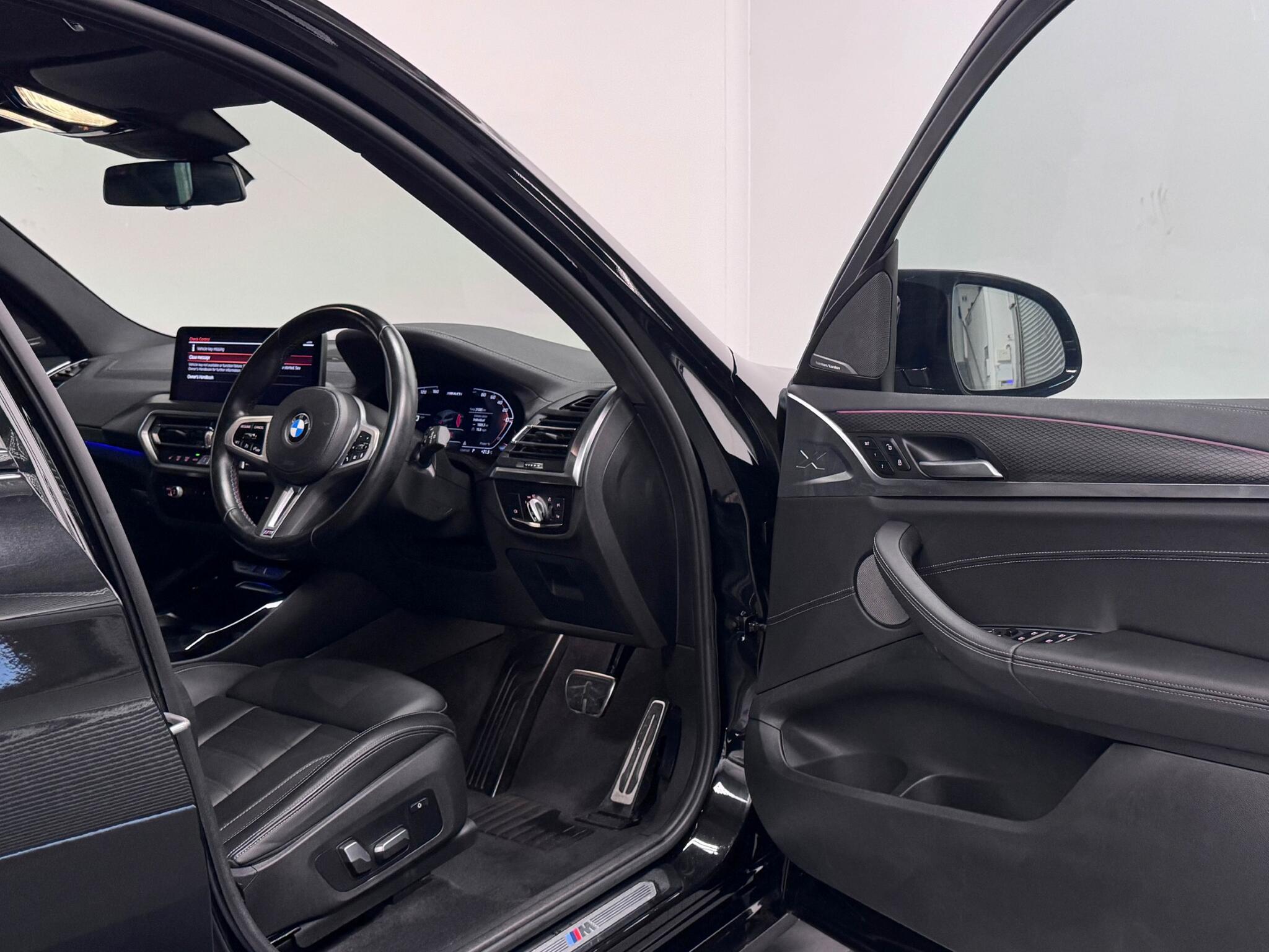 BMW X3 view 34