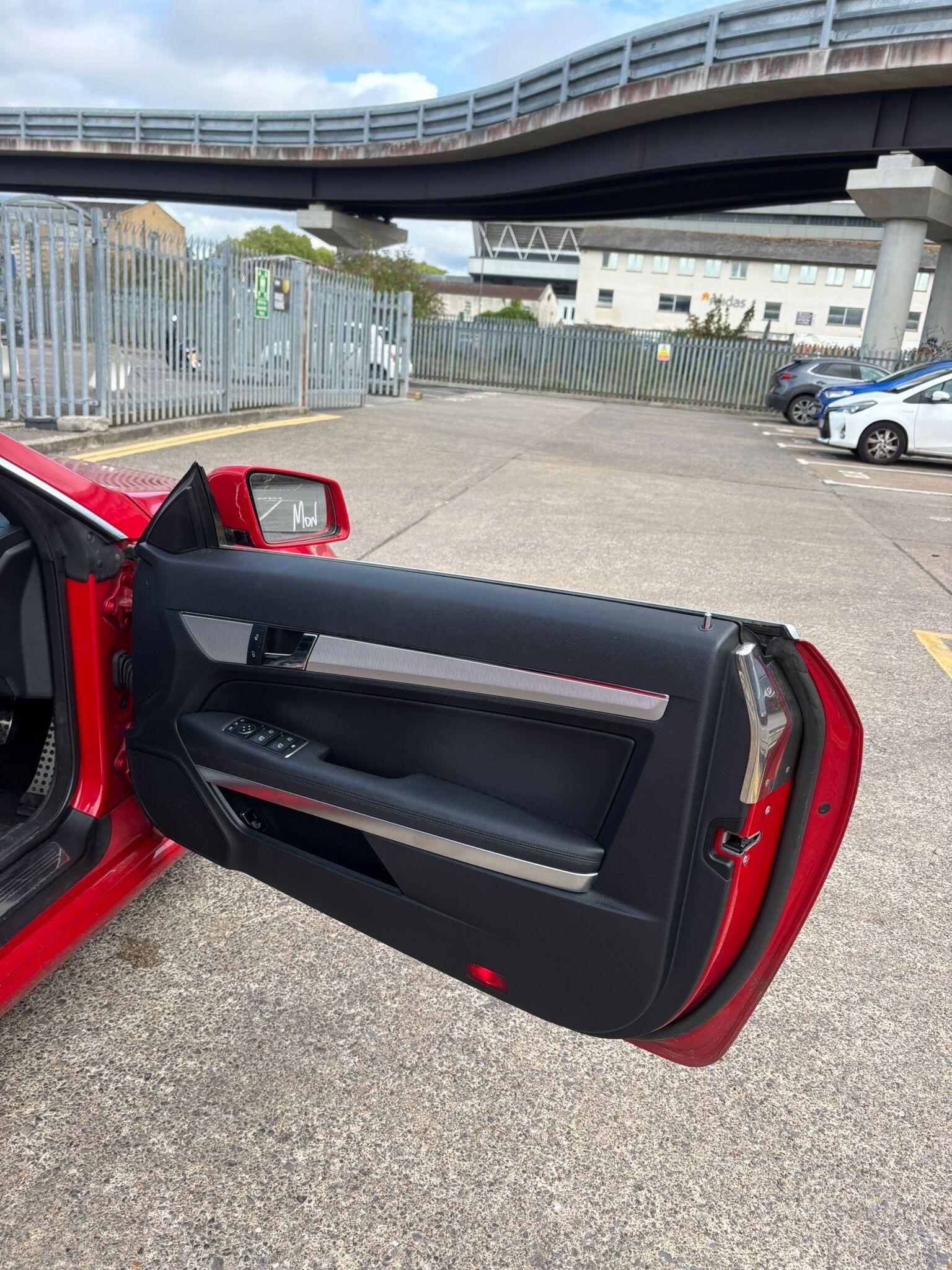 Mercedes-Benz E-Class view 25