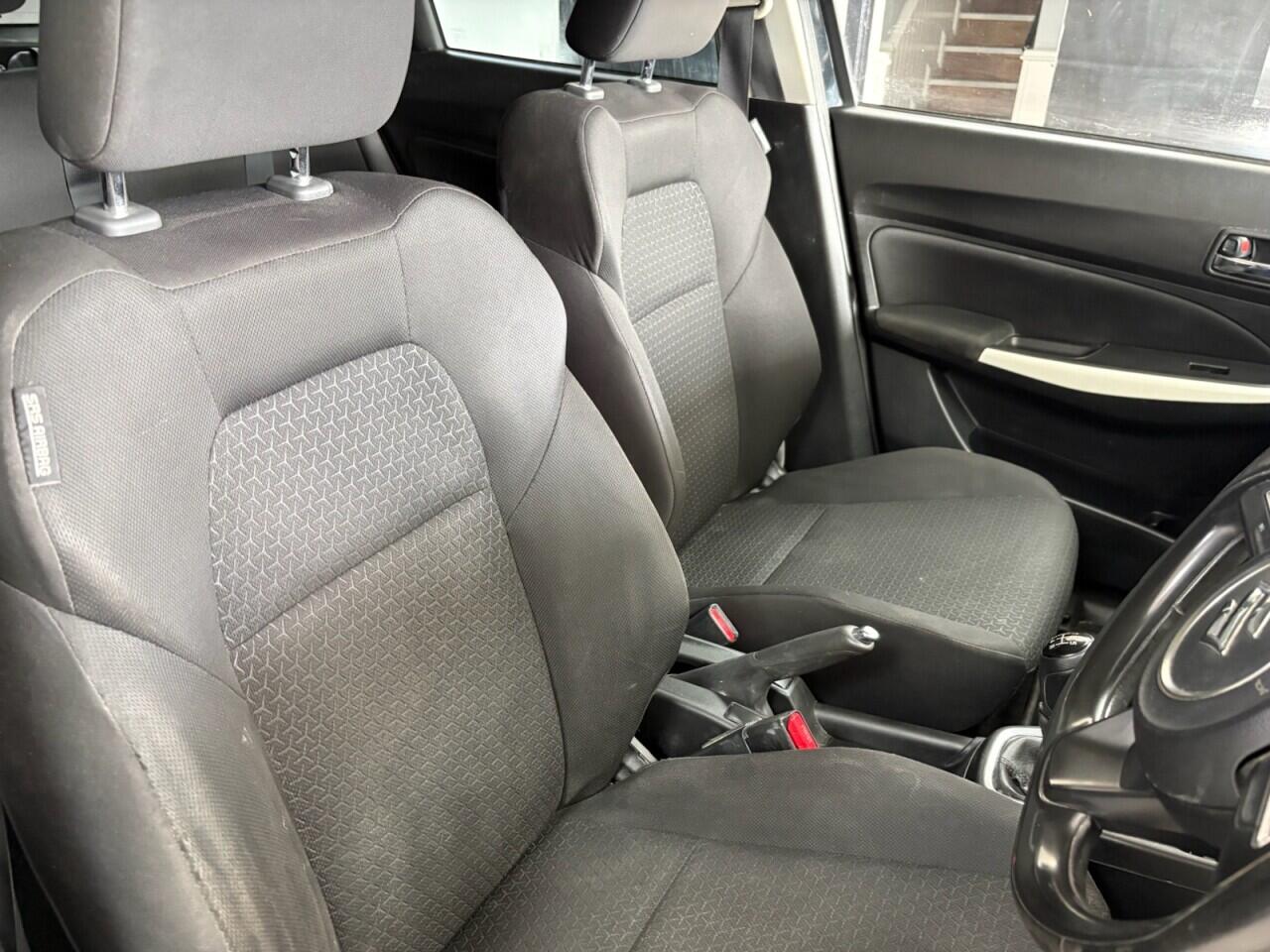 Suzuki Swift view 11