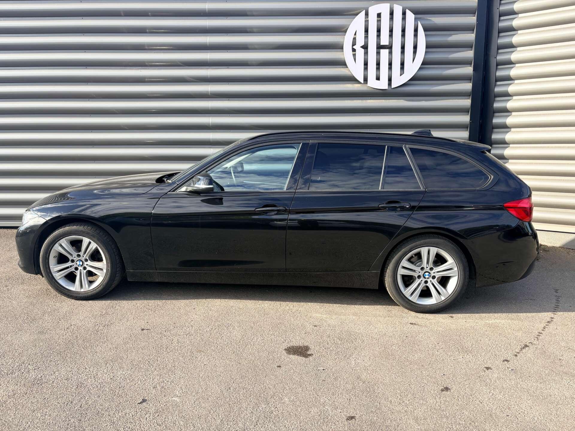 BMW 3 Series view 2