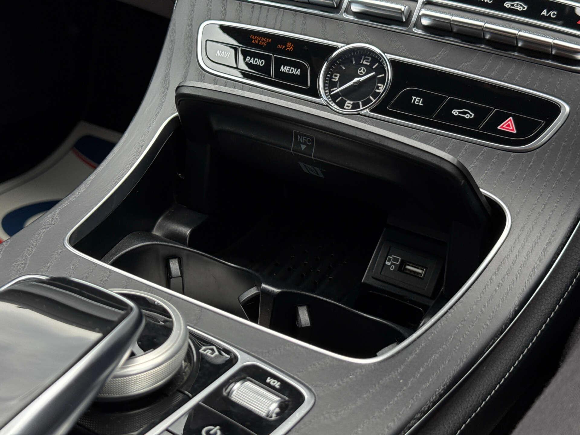 Mercedes-Benz E Class view 62