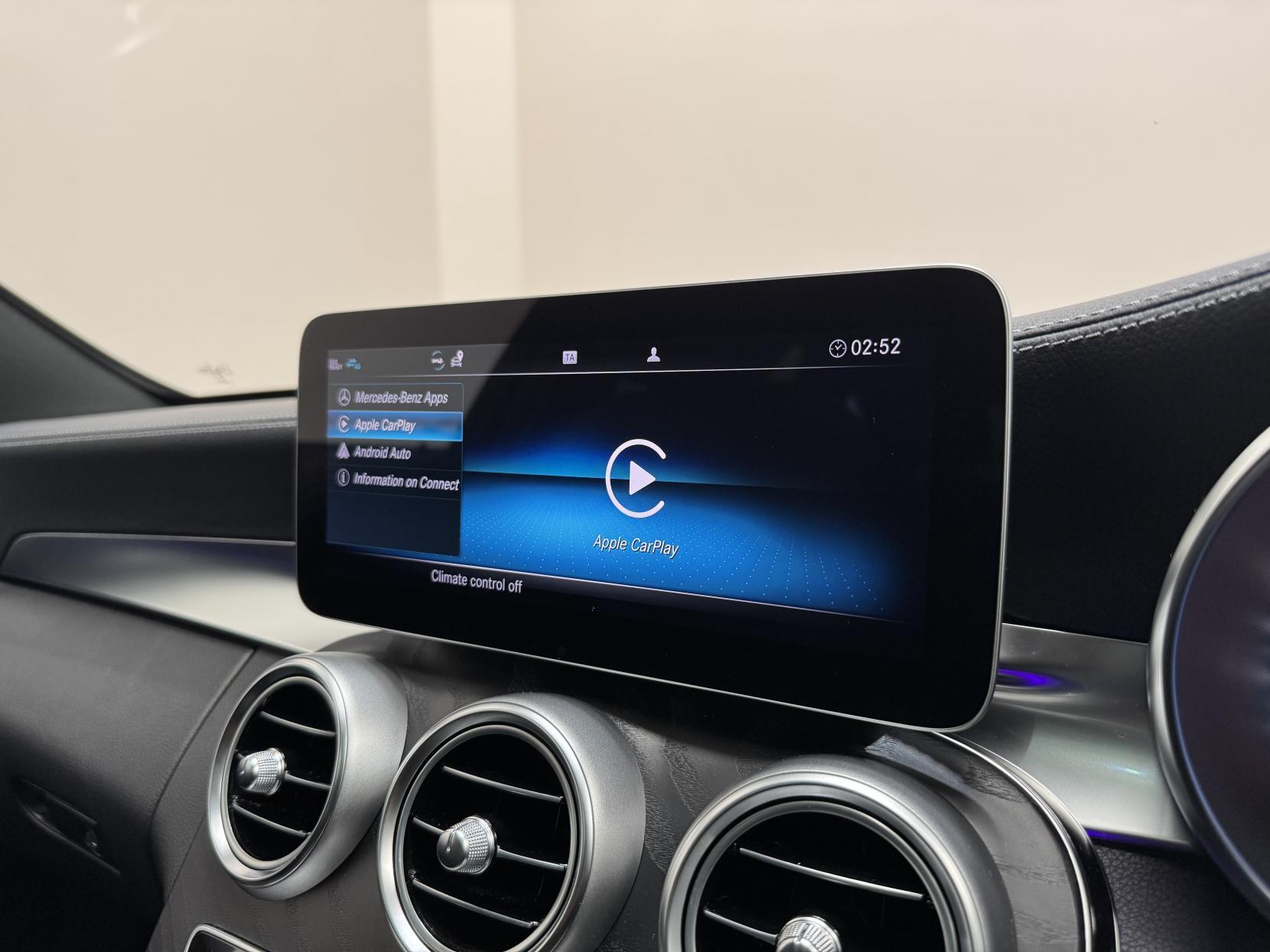 Mercedes-Benz C Class view 28