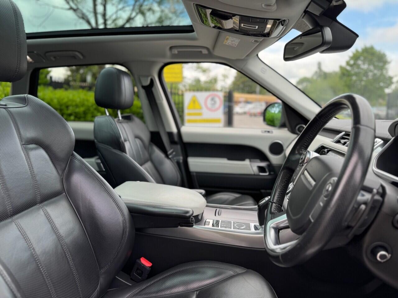Land Rover Range Rover Sport view 24