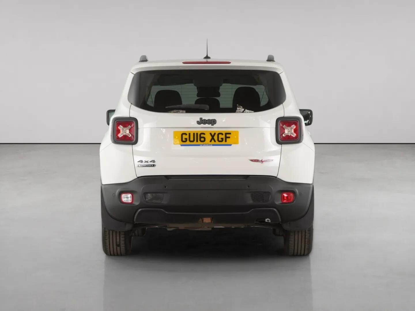 Jeep Renegade view 7