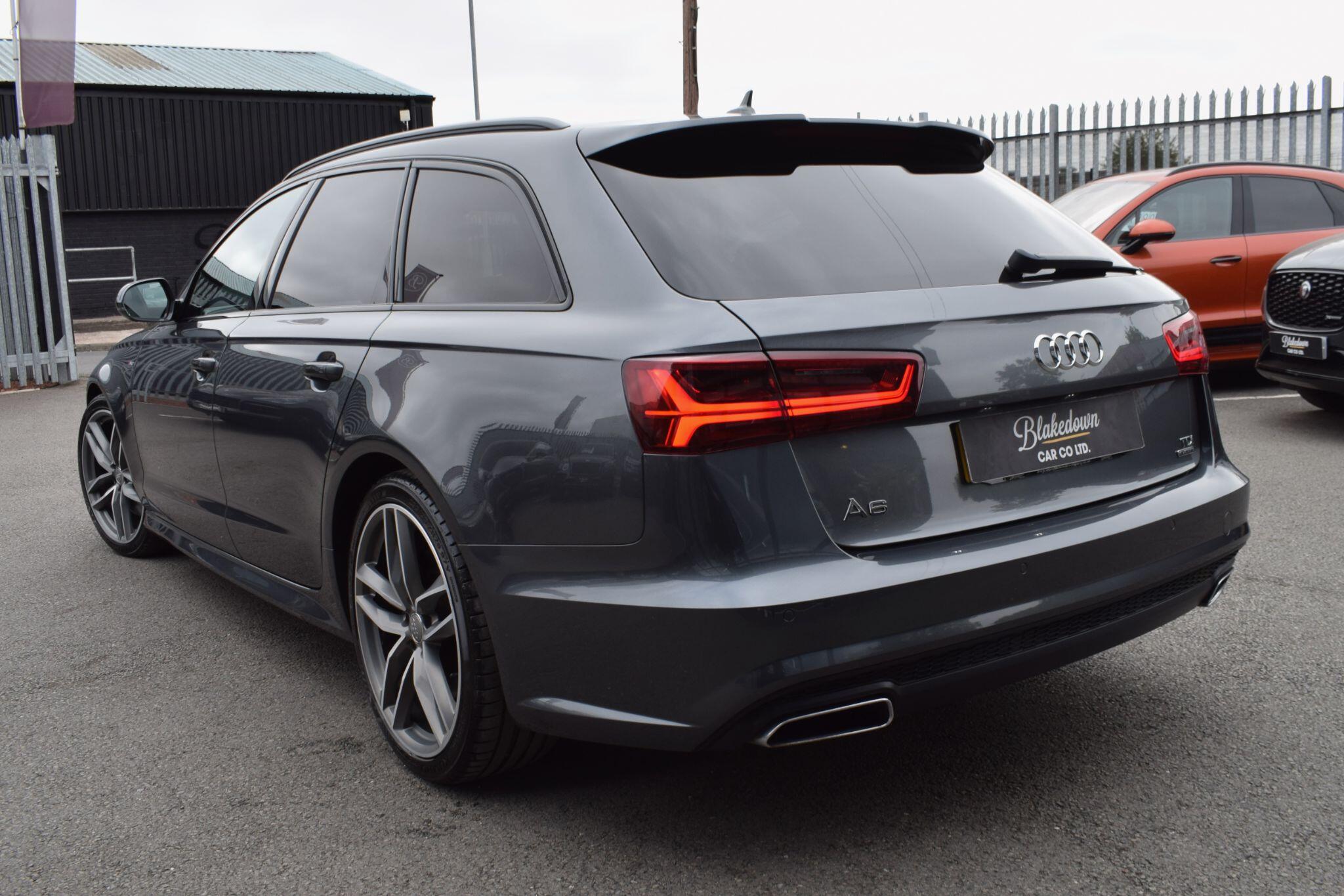 Audi A6 Avant view 7