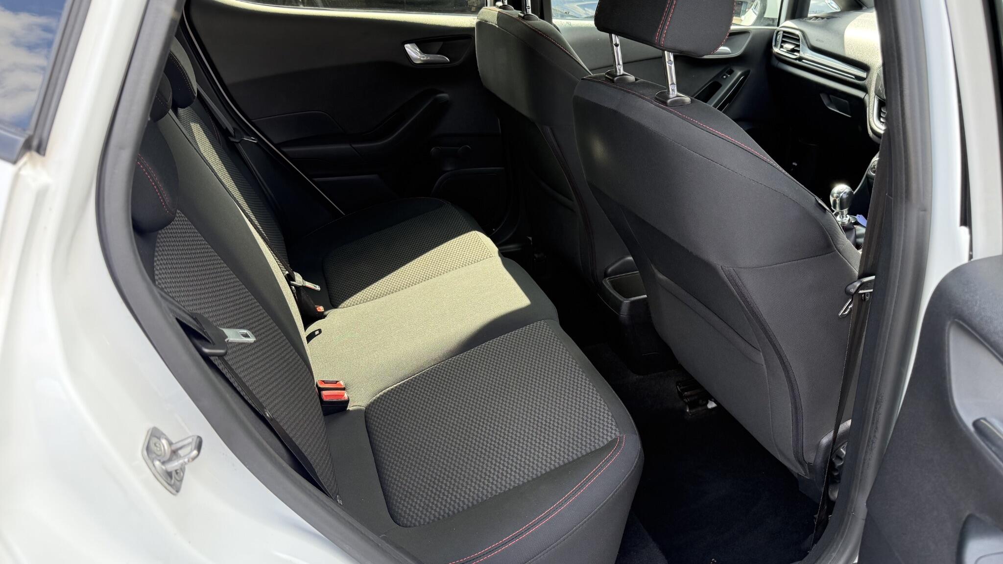 Ford Fiesta view 26