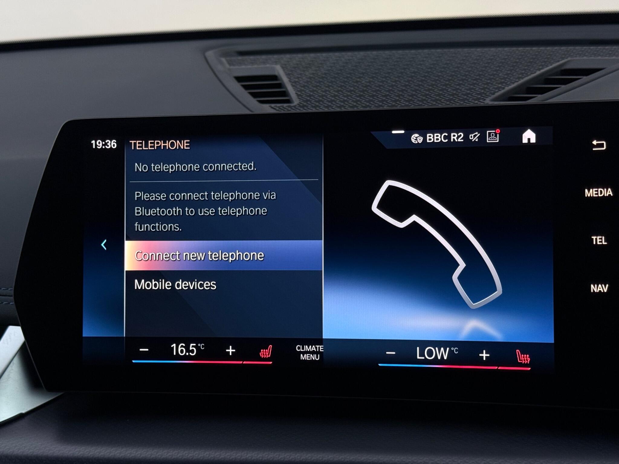 BMW Ix1 view 30