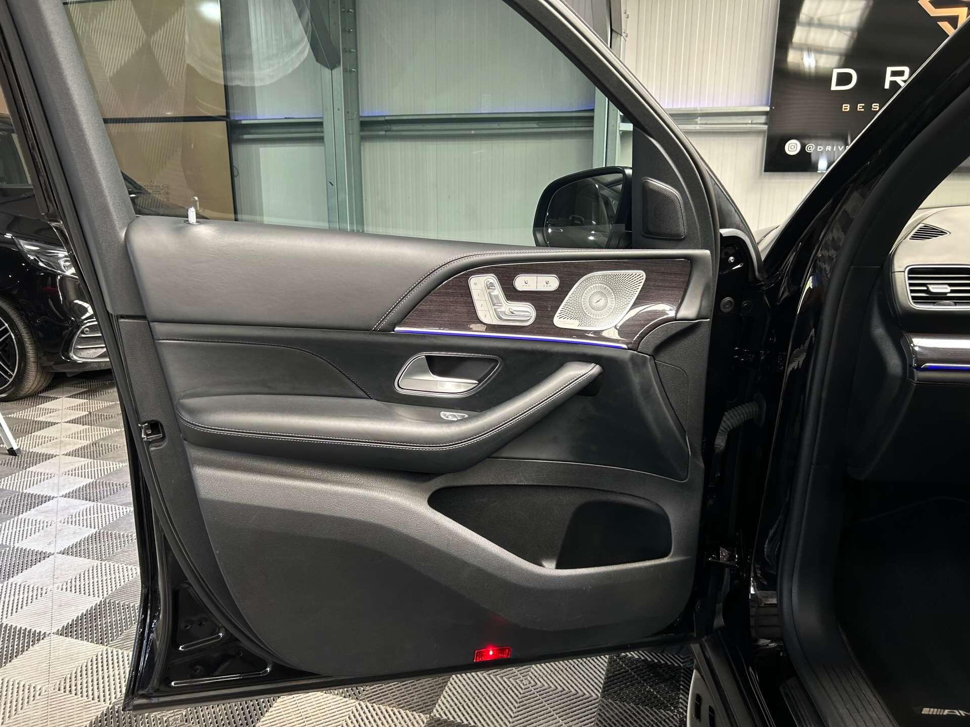Mercedes-Benz GLS view 37