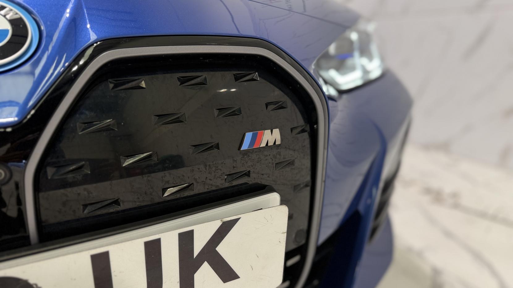 BMW i4 view 38