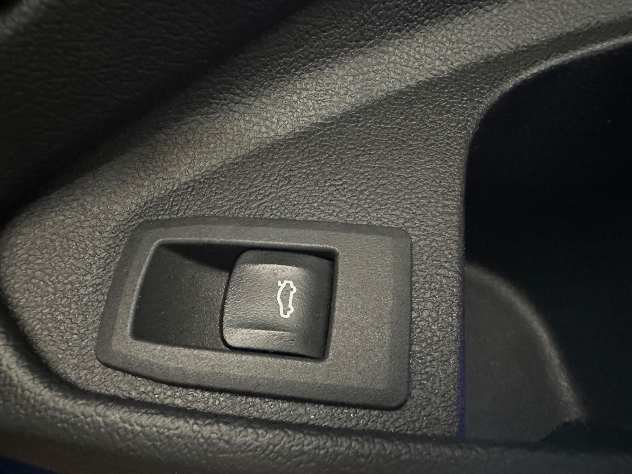 BMW 4 Series view 41