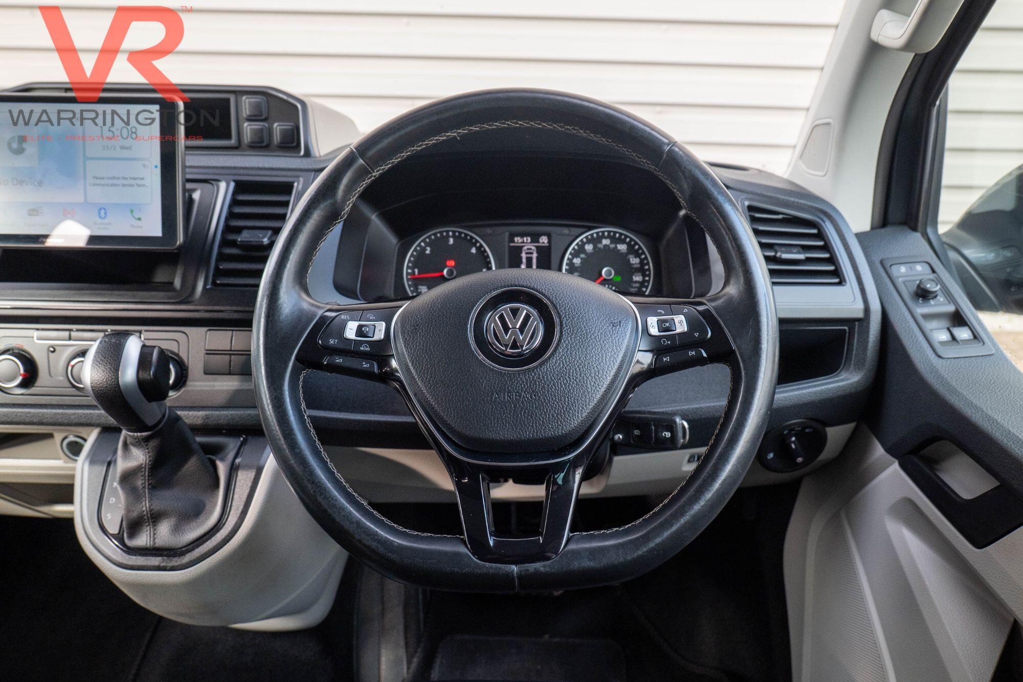 Volkswagen Transporter view 22