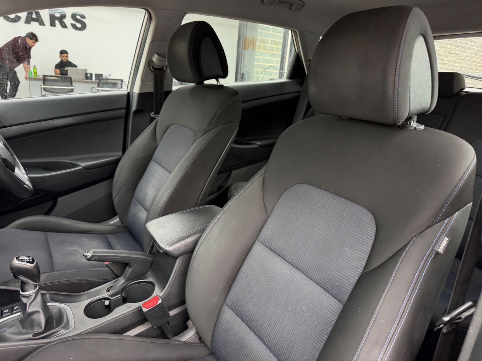 Hyundai Tucson view 15