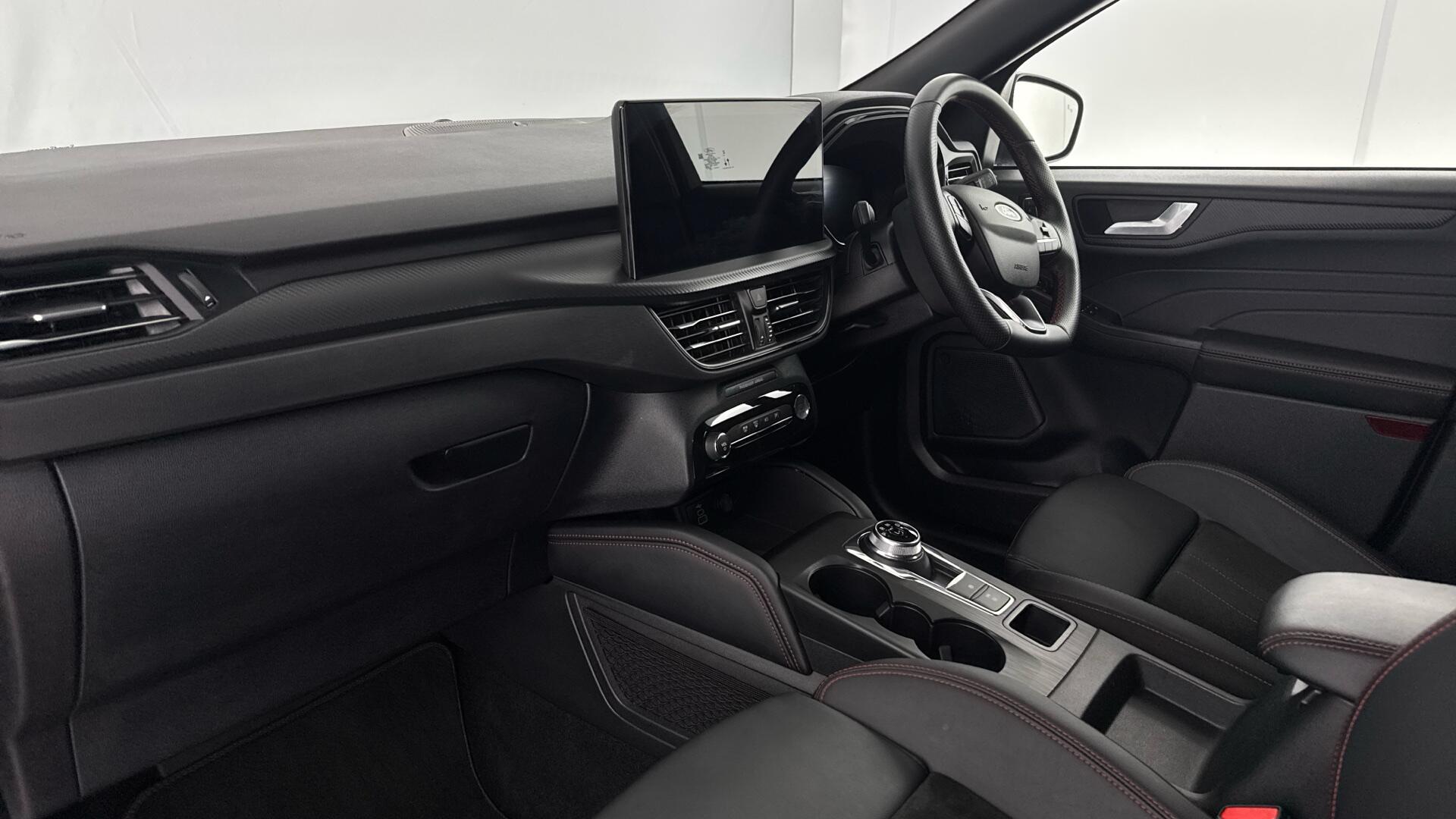 Ford Kuga view 10