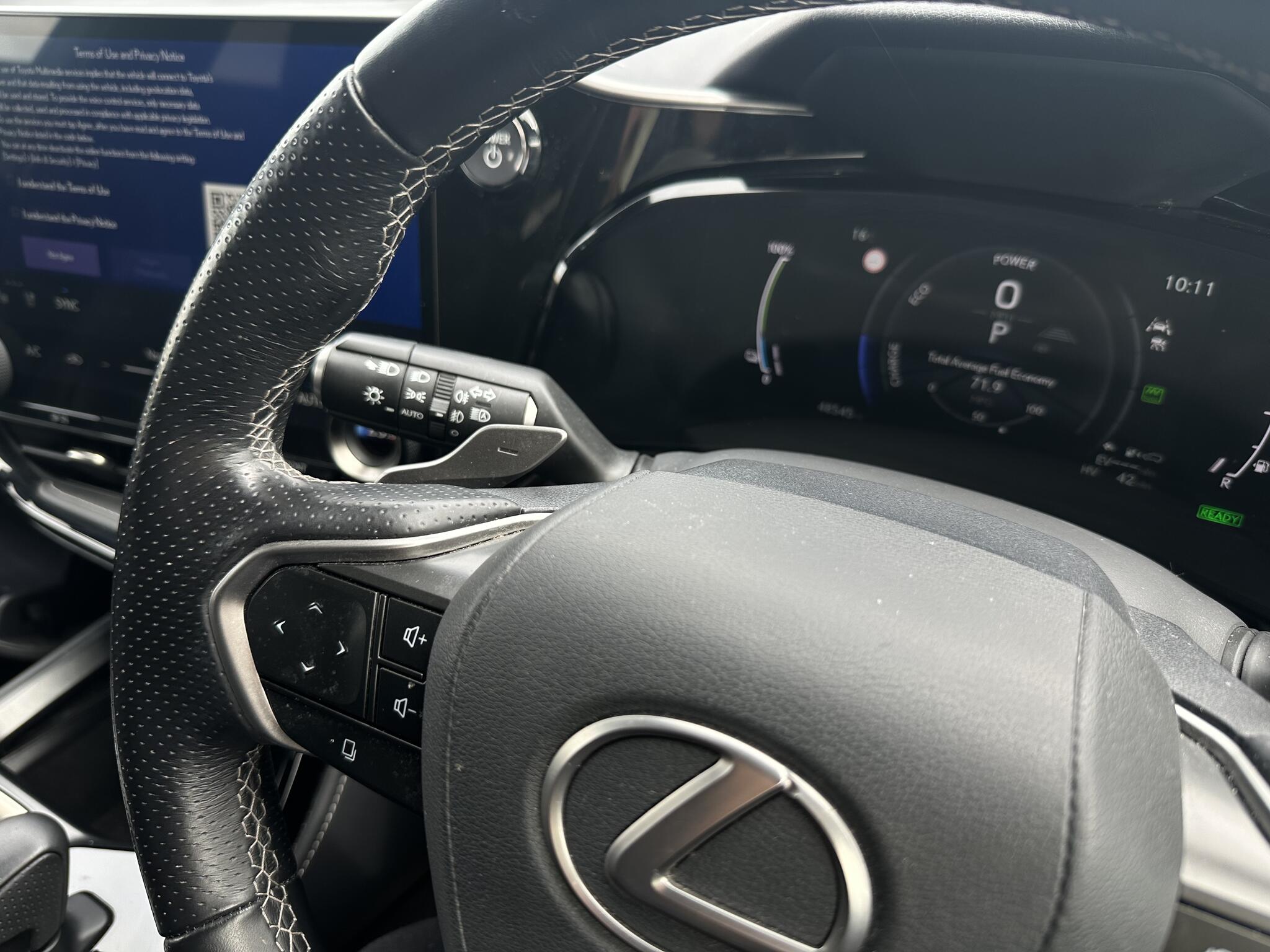 Lexus NX view 7