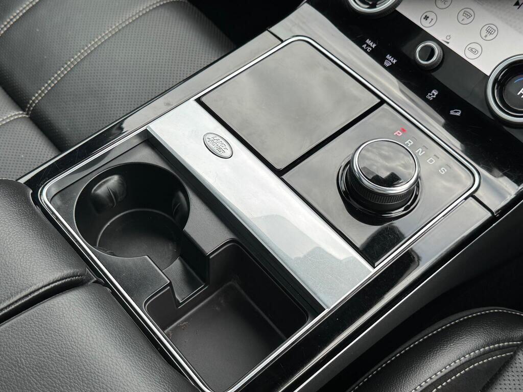 Land Rover Range Rover Velar view 43