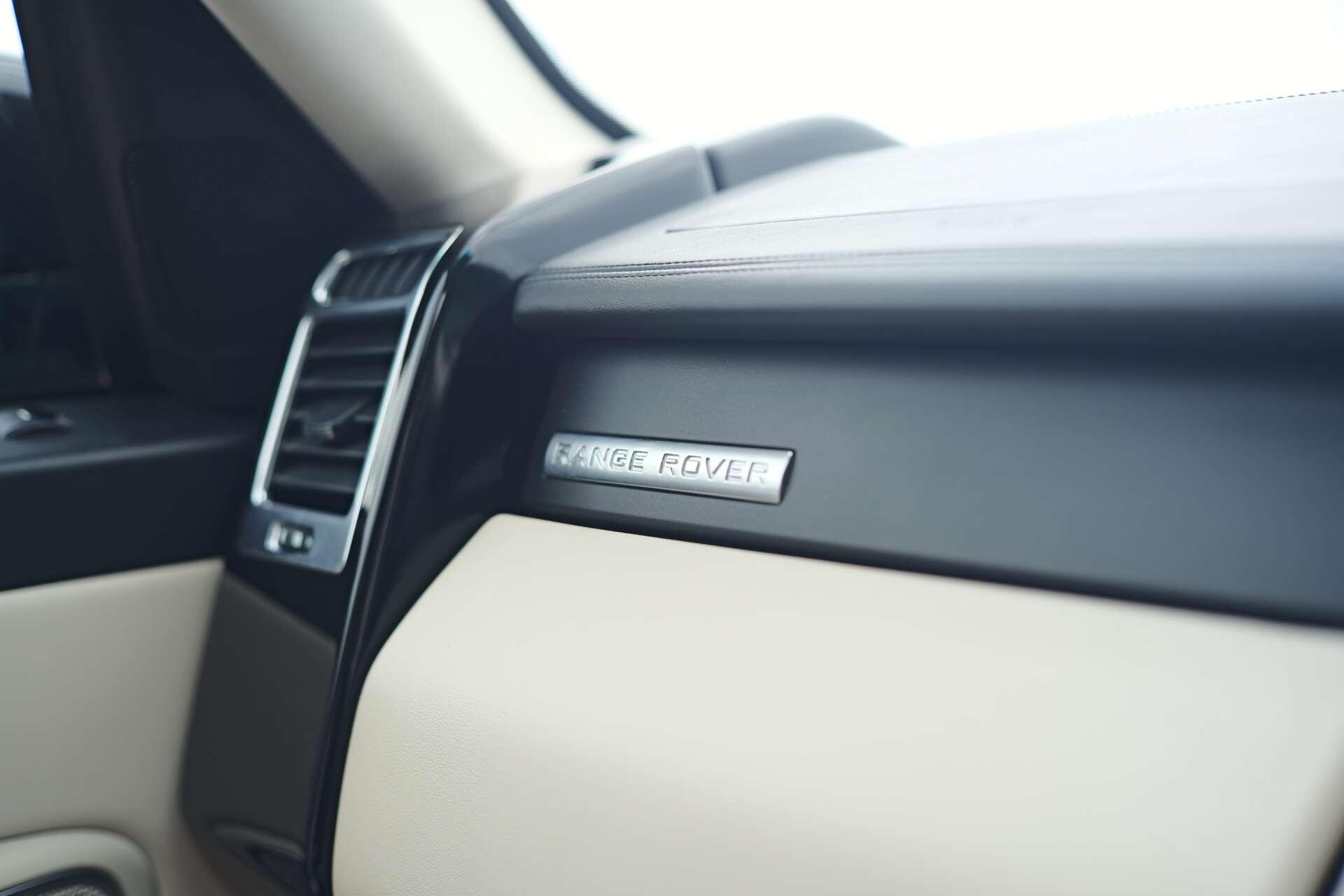 Land Rover Range Rover view 47