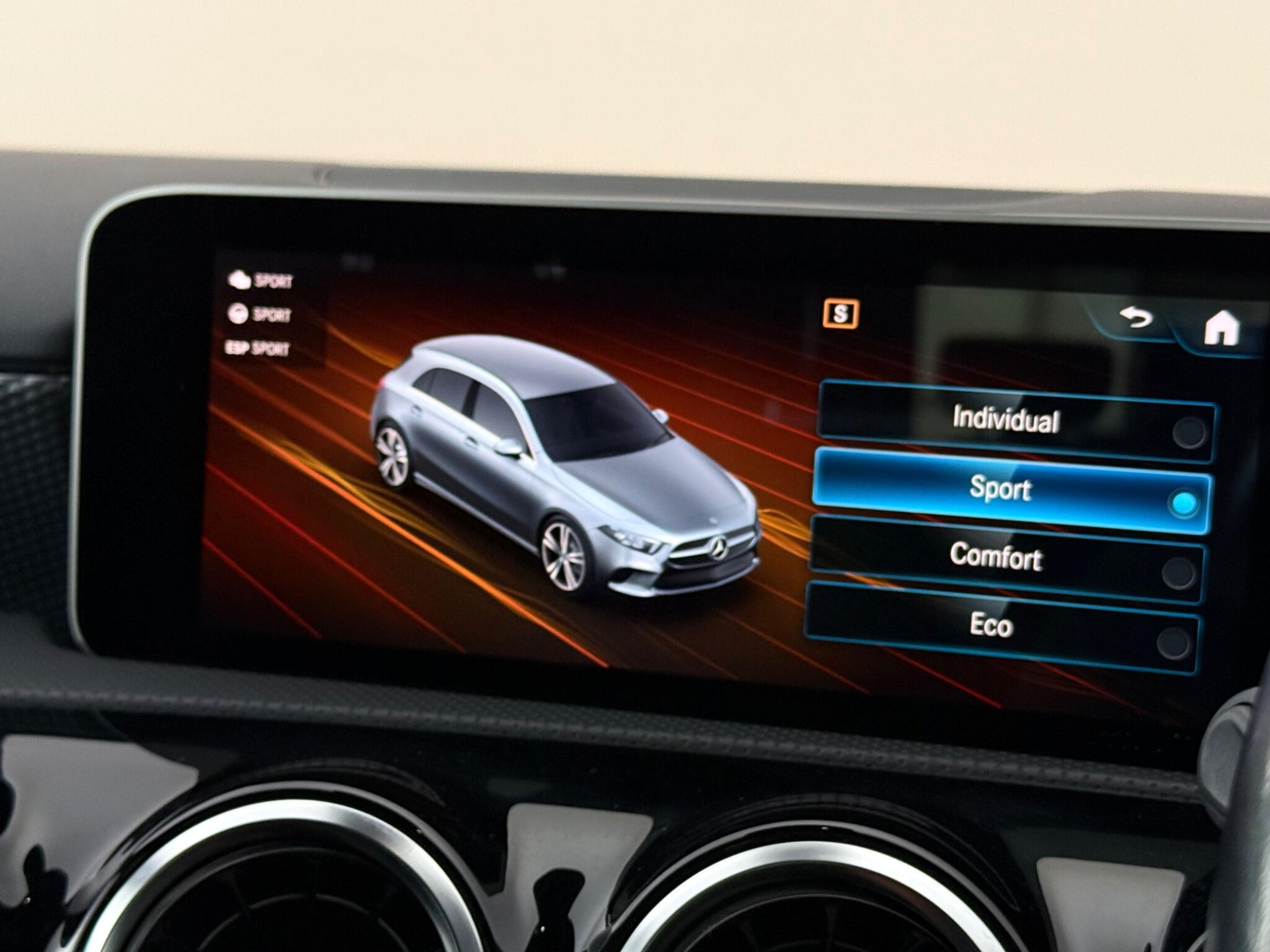 Mercedes-Benz A-Class view 28