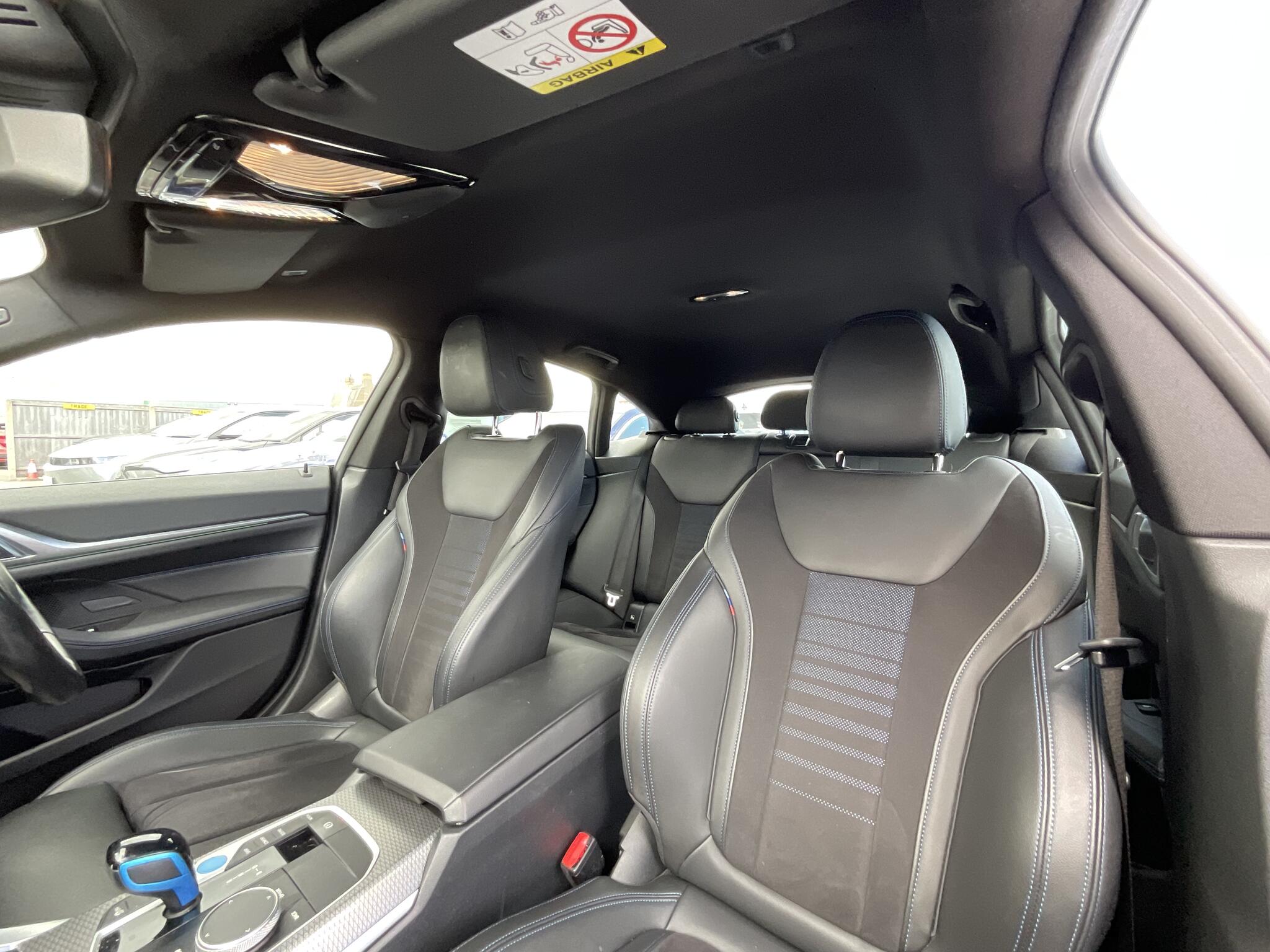BMW I4 view 17