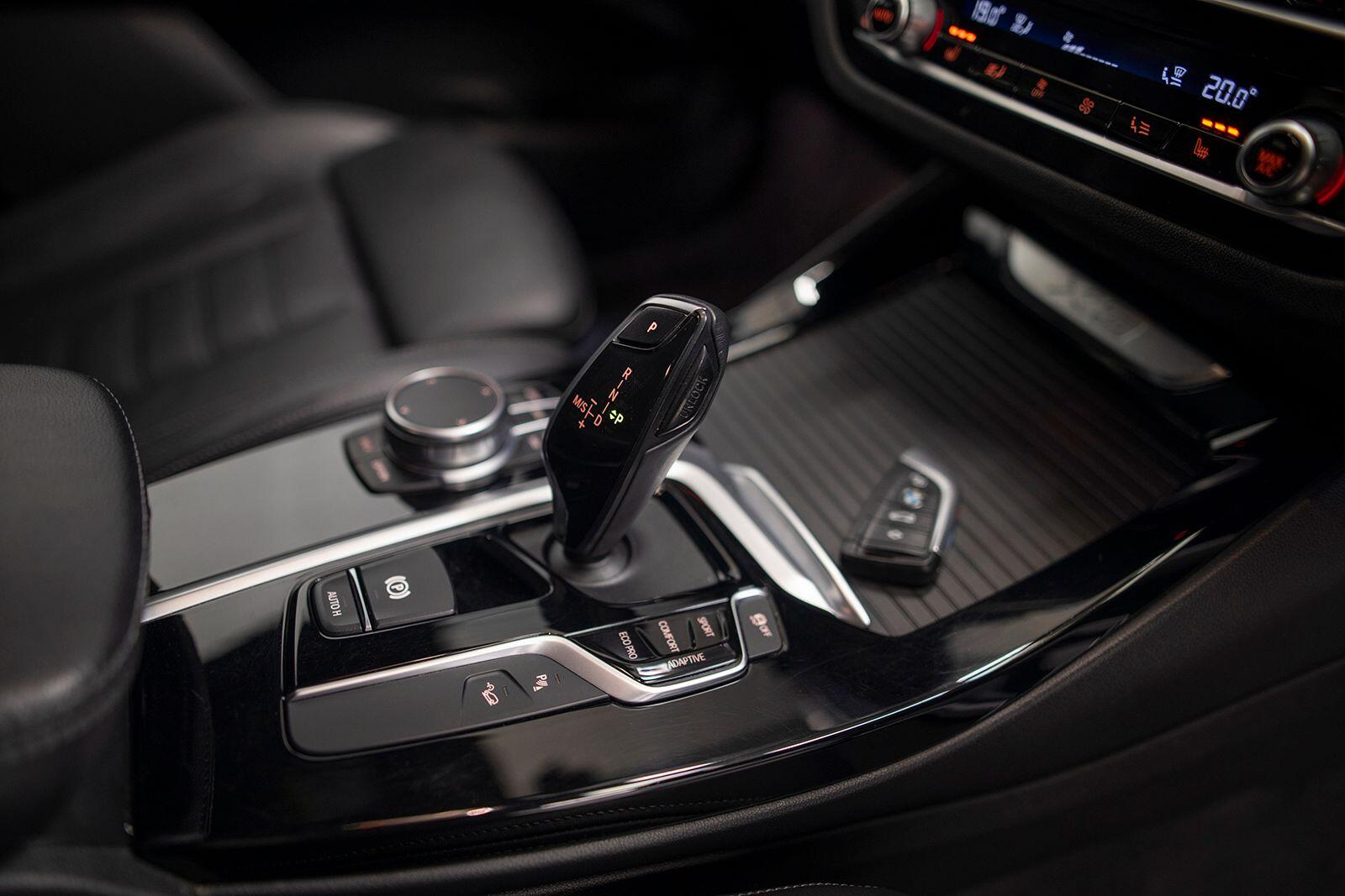 BMW X3 view 25