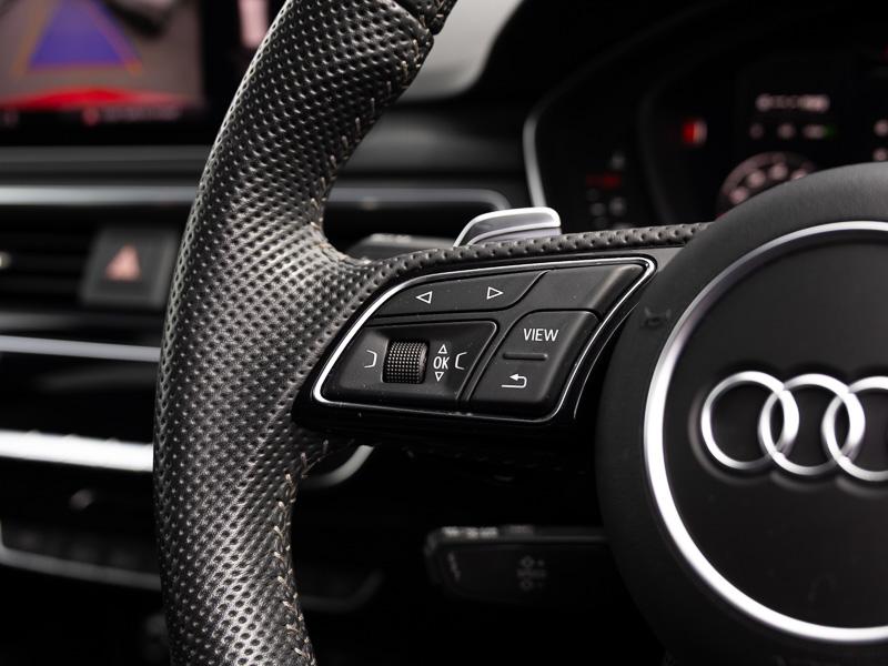 Audi RS4 view 15