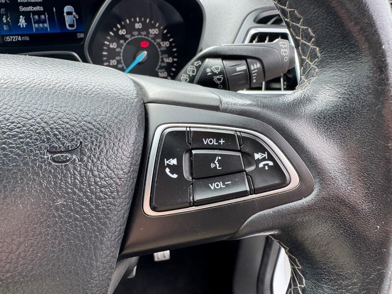 Ford Kuga view 35