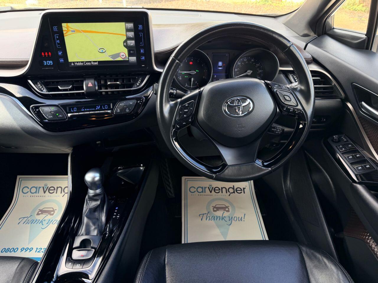 Toyota C-HR view 26
