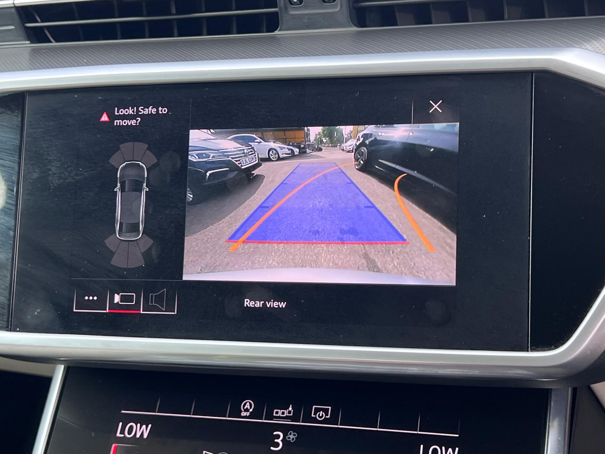 Audi A6 Saloon view 20