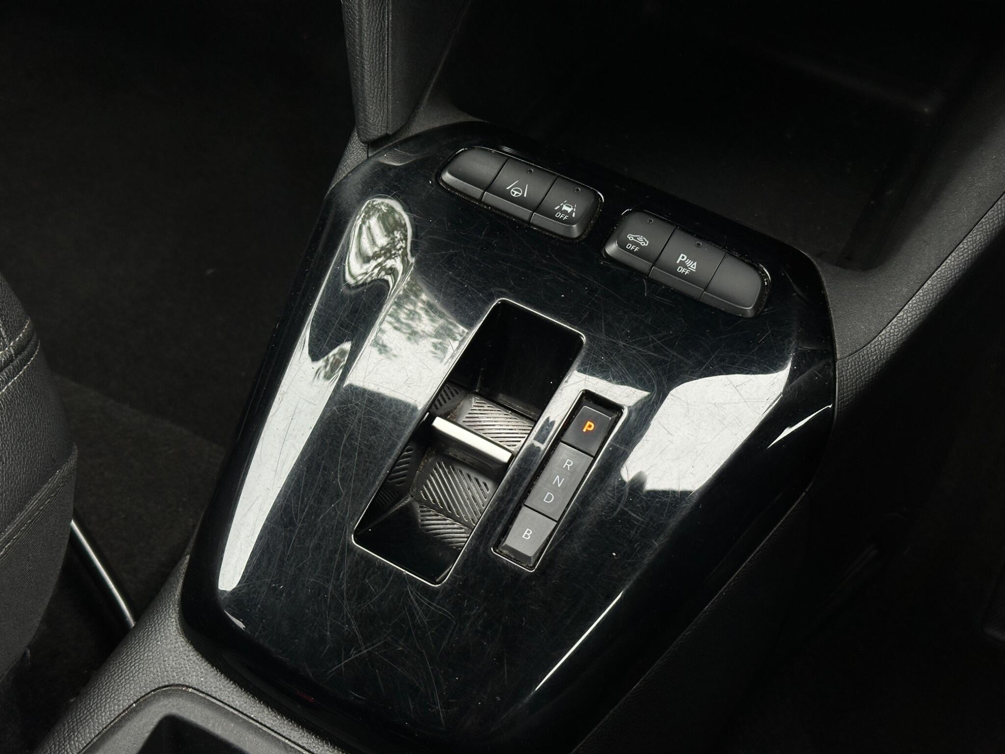 Vauxhall Corsa Electric view 45