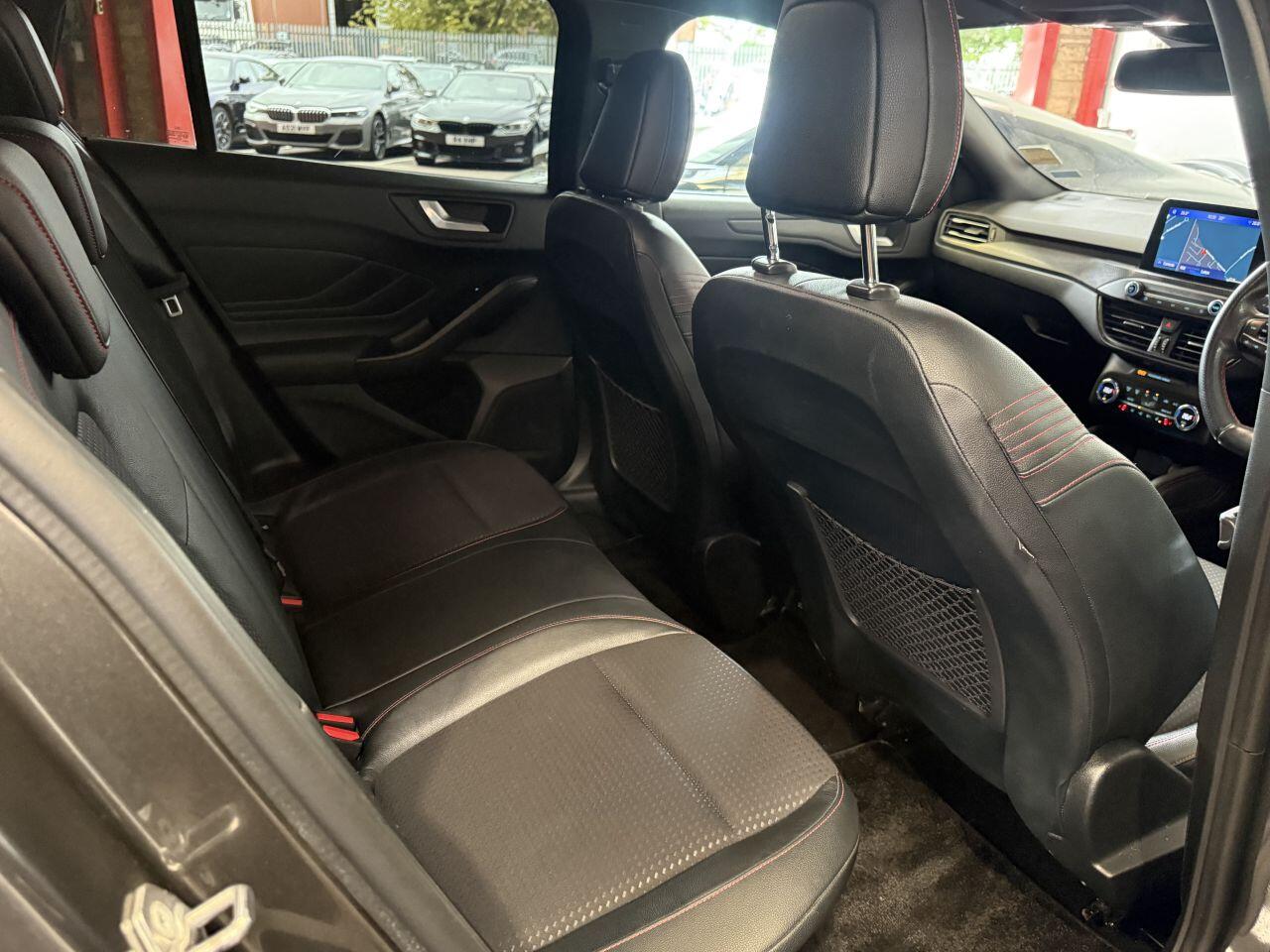 Ford Focus view 63