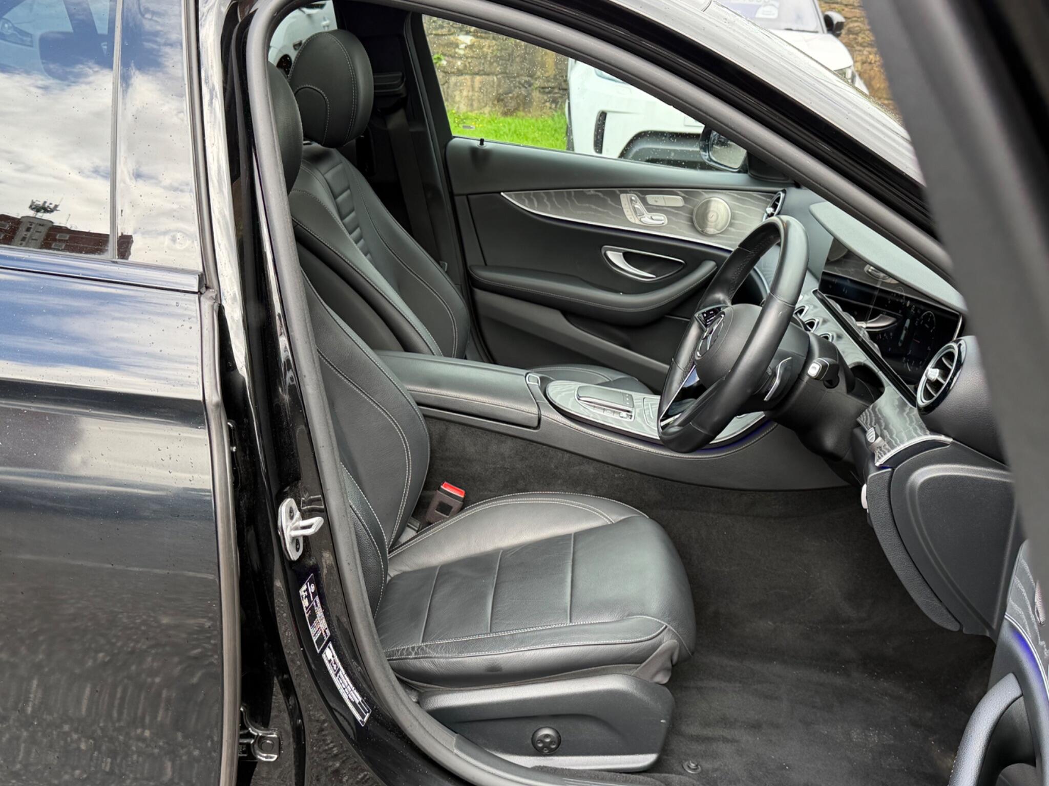 Mercedes-Benz E-Class view 16