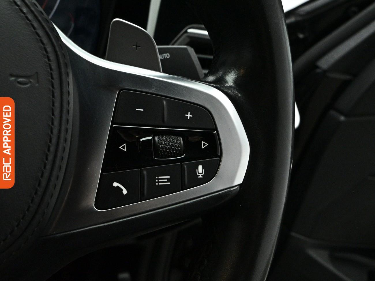 BMW 3 Series view 23