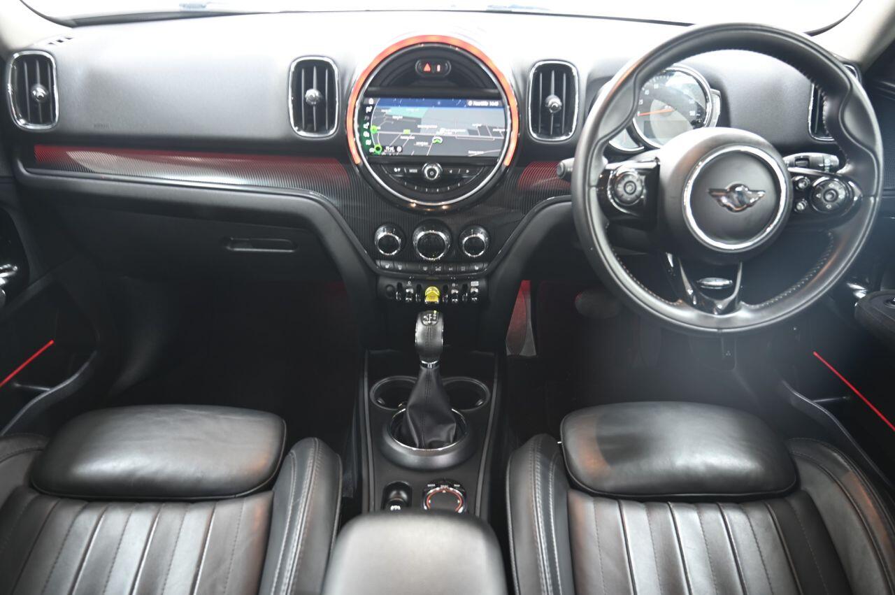 MINI Countryman view 18