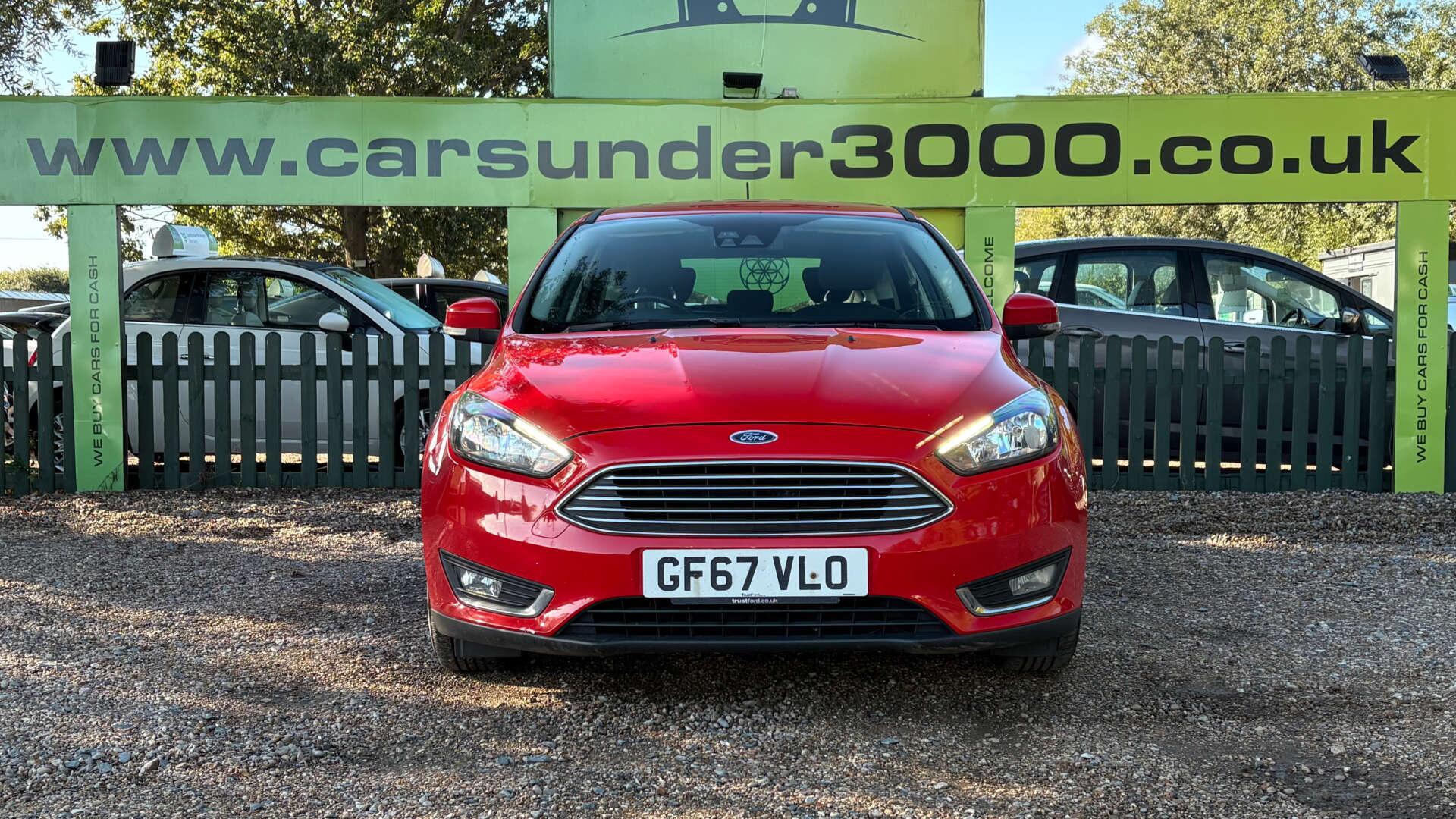Ford Focus view 2